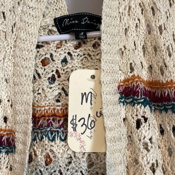 Hooded Crochet Vest - Brand New - Picture 2 of 3